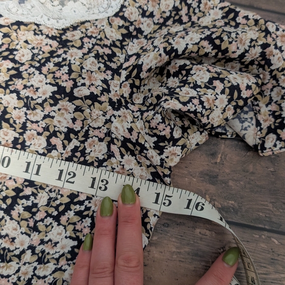 Vintage 90s Floral Amy Byer Dress - Picture 5 of 7